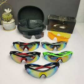 Picture of Oakley Sunglasses _SKUfw66124695fw